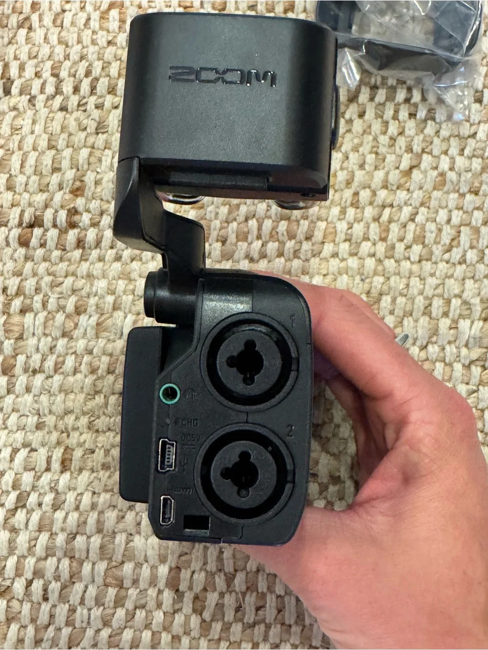 Zoom Q8 Handy Video & 4-Track Audio Recorder HD Camera Bundle w/ Box⁠- used once
